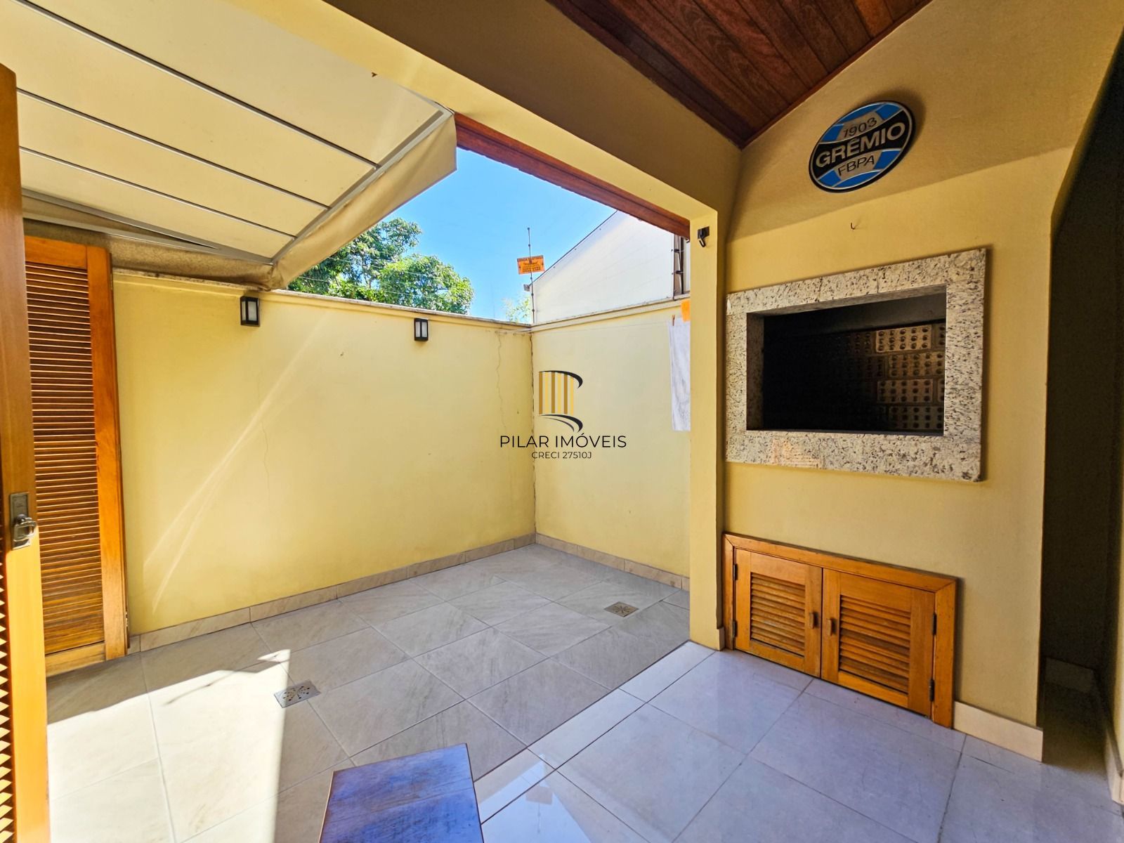 Casa 3 dormitórios no bairro Tristeza