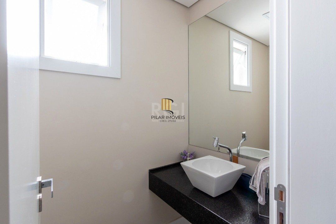 Apartamento para Venda - 163m², 3 dormitórios, sendo 3 suites, 3 vagas - Cristal
