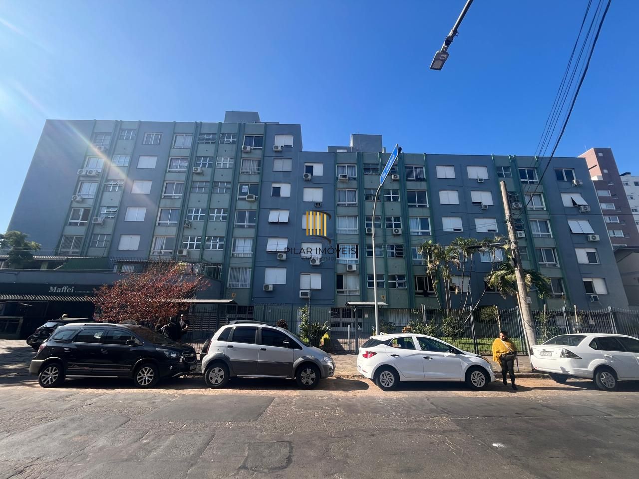 Apartamento  REFORMADO e MOBILIADO em ótima localização!!!