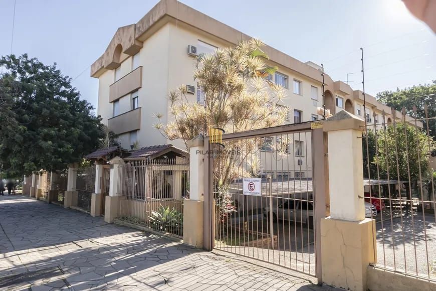 Apartamento de 2 quartos, no Bairro Tristeza, semi-mobiliado, com vaga escriturada. - Pilar Imóveis