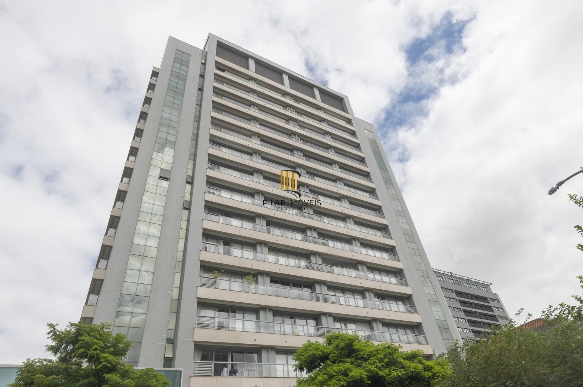 Loft com 39m², 1 vaga no bairro Auxiliadora em Porto Alegre