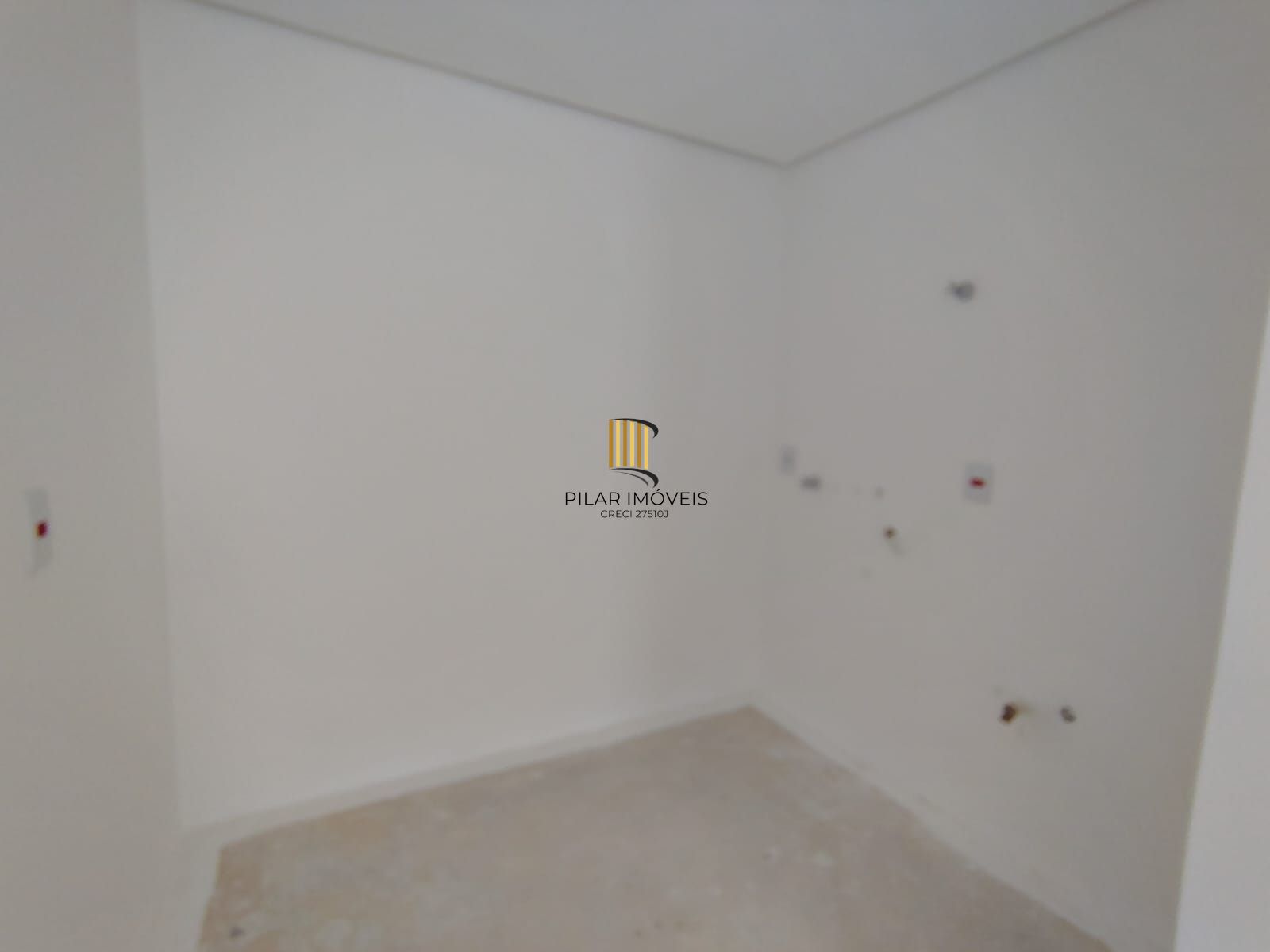 Apartamento Garden de 2 dormitórios, 1 suíte e 2 vagas de garagem.