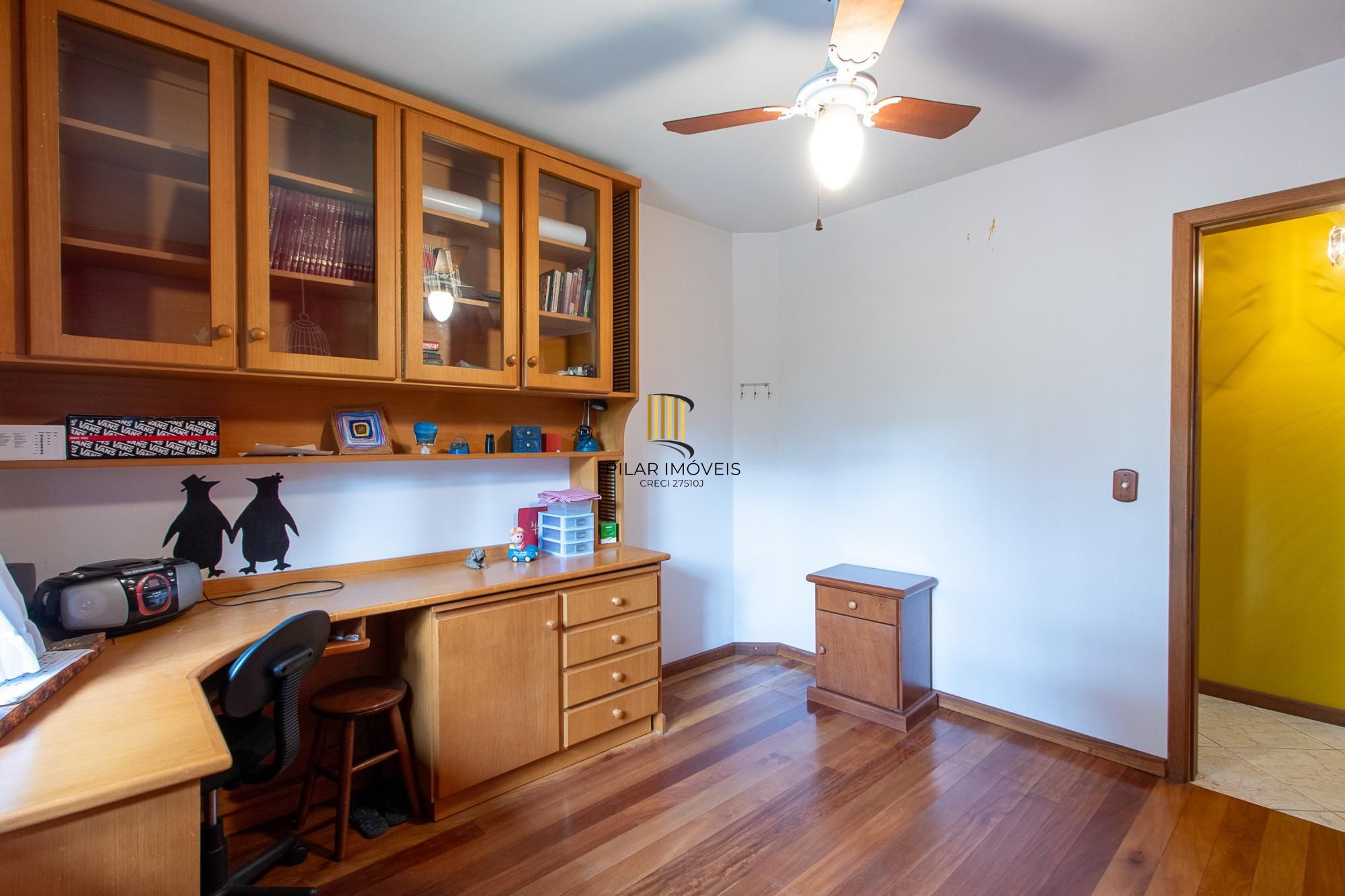 Casa térrea, nova, 3 quartos, 1 suite - Bairro Belém Velho