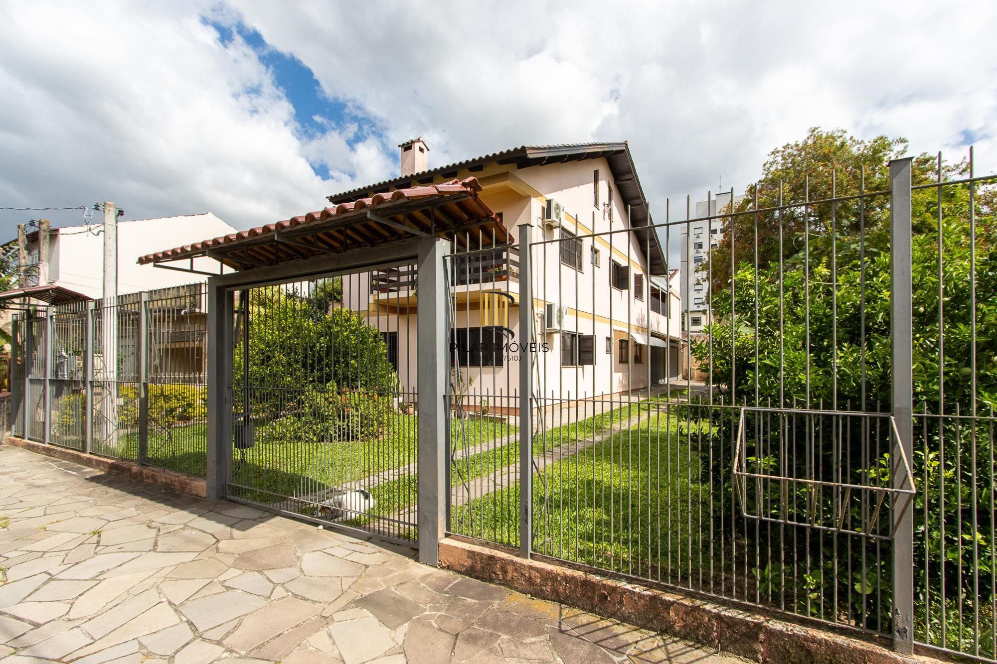 Casa Residencial ou Comercial, com 3 quartos (1 suite), 229m² privativos - Bairro Tristeza - Pilar Imóveis