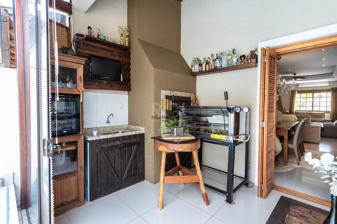 Casa Condominio para Venda - 139m², 2 dormitórios, sendo 2 suites, 1 vaga - Hípica