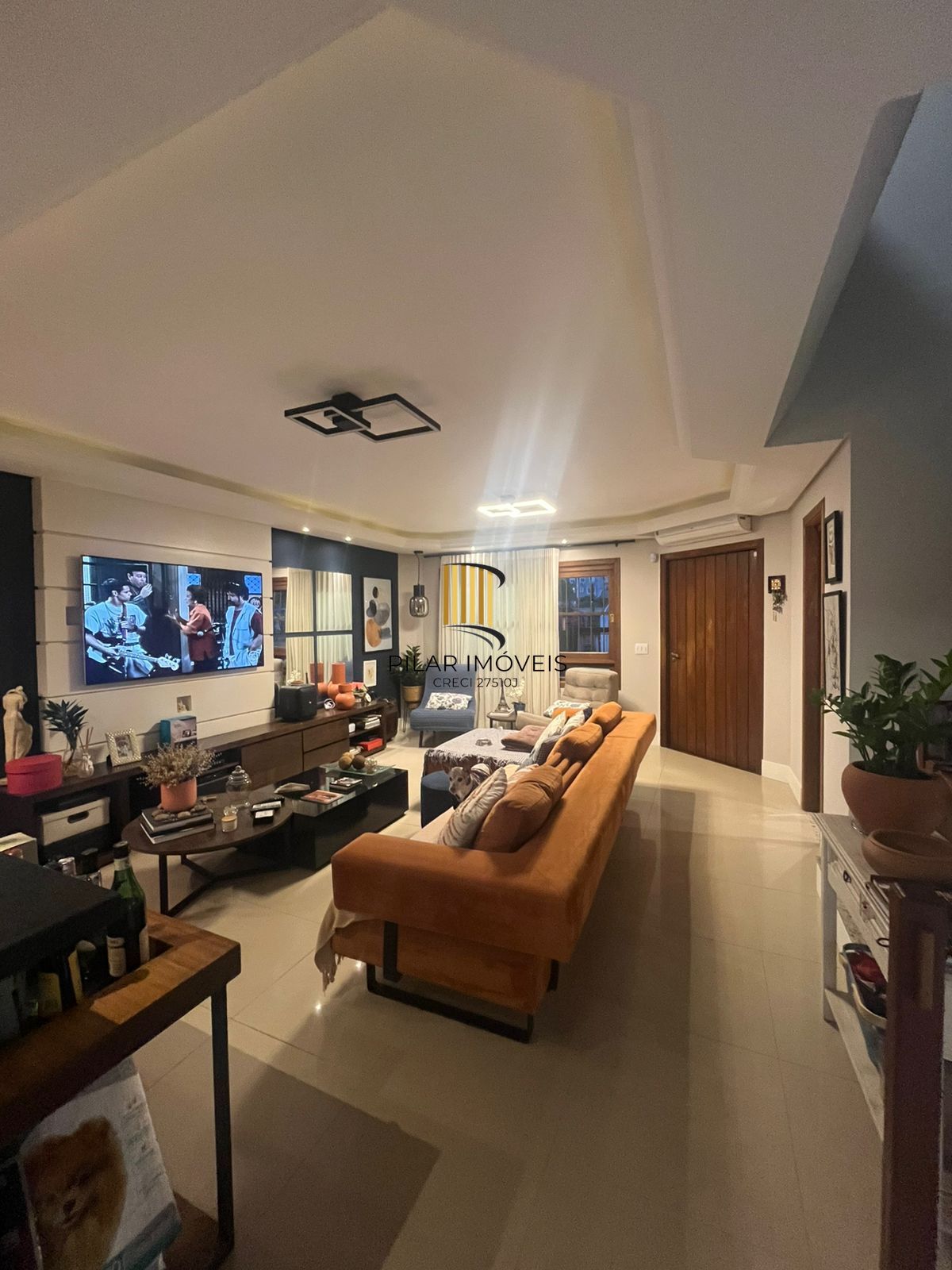 Casa ampla com tudo o que você e sua família precisam.
