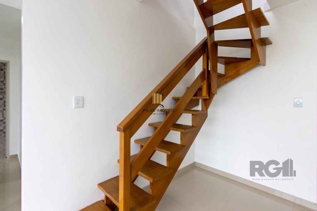 Cobertura 2 quartos, 2 banheiros, 1 vaga, terraço, elevador, condomínio com infra, Bairro Cristal