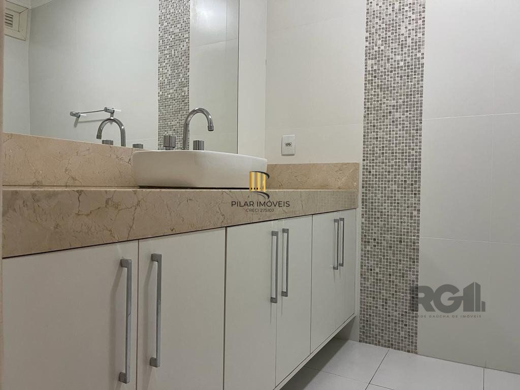 Casa 5 dormitórios no bairro Nonoai