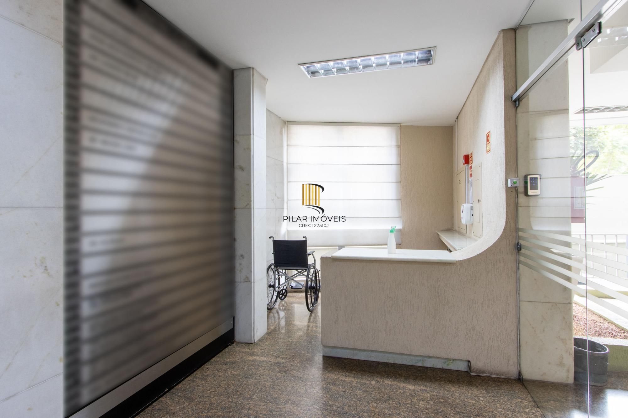 Conjunto comercial na Moinhos de Vento.