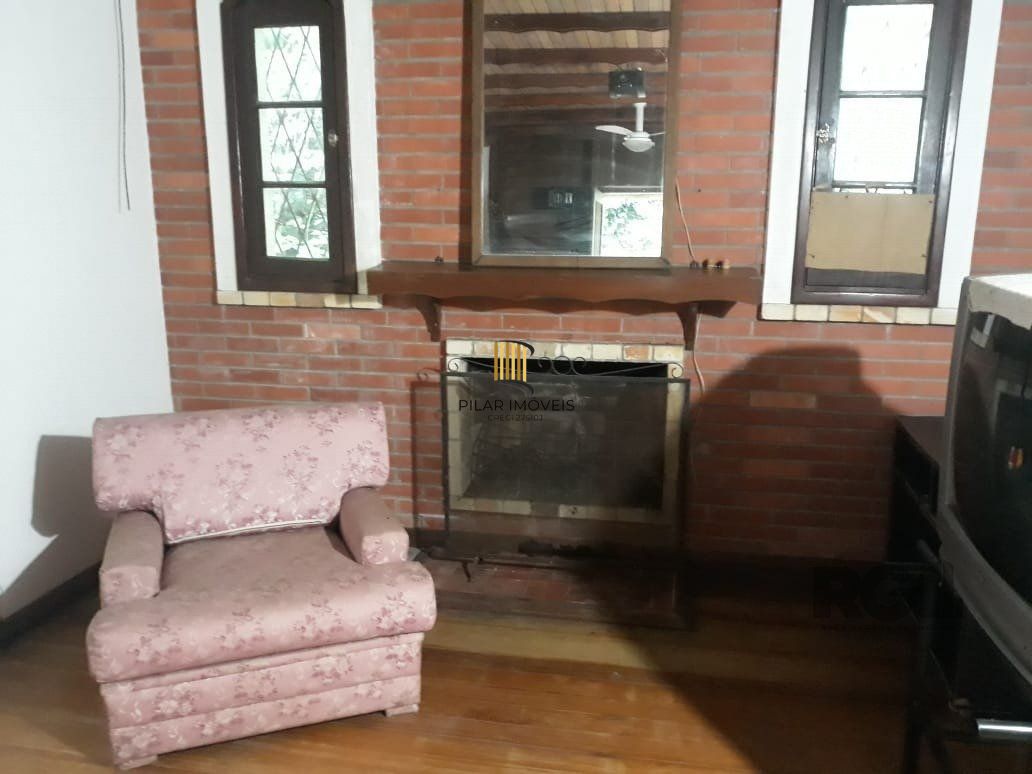 Casa 3 dormitórios no bairro Ponta Grossa