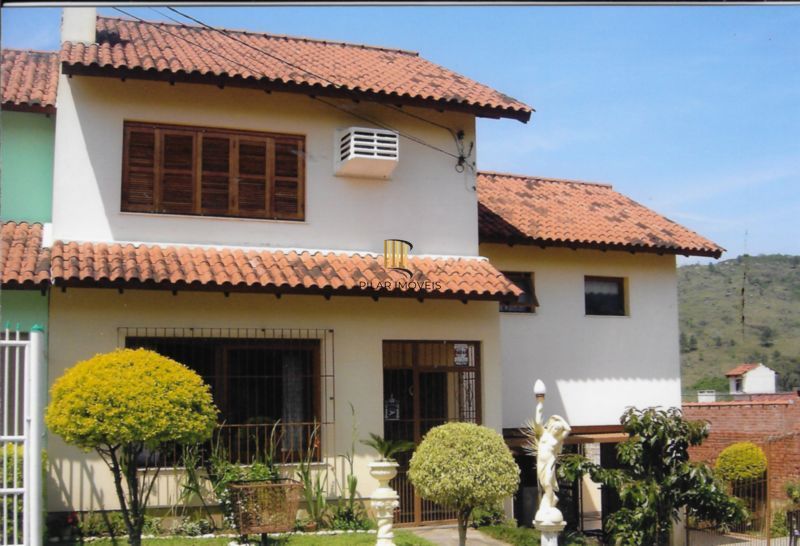 Casa 3 dormitórios no bairro Espírito Santo