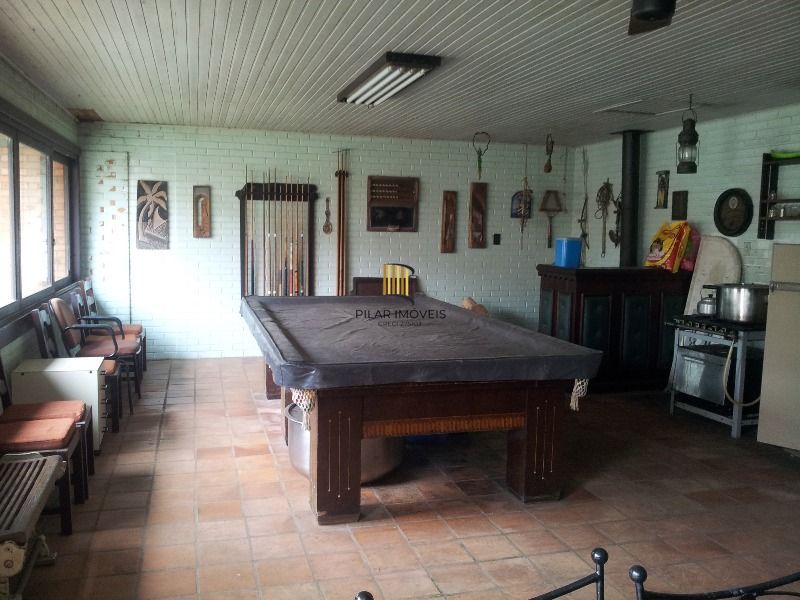 Casa para Venda - 400m², 3 dormitórios, sendo 1 suites, 2 vagas - Cristal