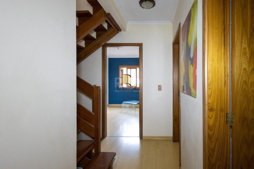 Casa para Venda - 181.99m², 3 dormitórios, sendo 1 suites, 2 vagas - Jardim Isabel