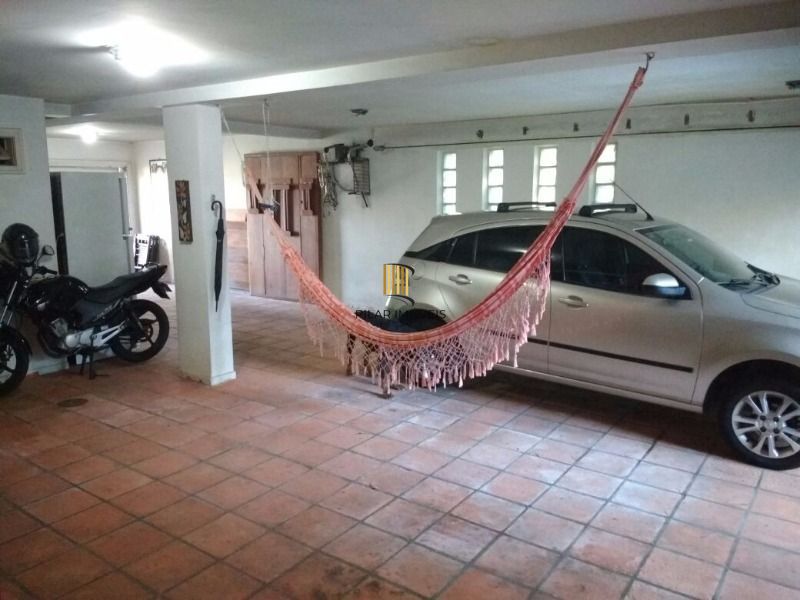 Casa para Venda - 350m², 3 dormitórios, 4 vagas - Vila Assunção