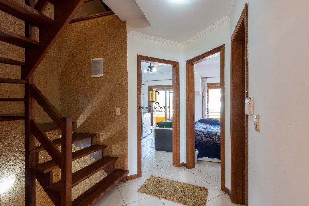Casa para Venda - 195.96m², 3 dormitórios, sendo 1 suites, 2 vagas - Espirito Santo