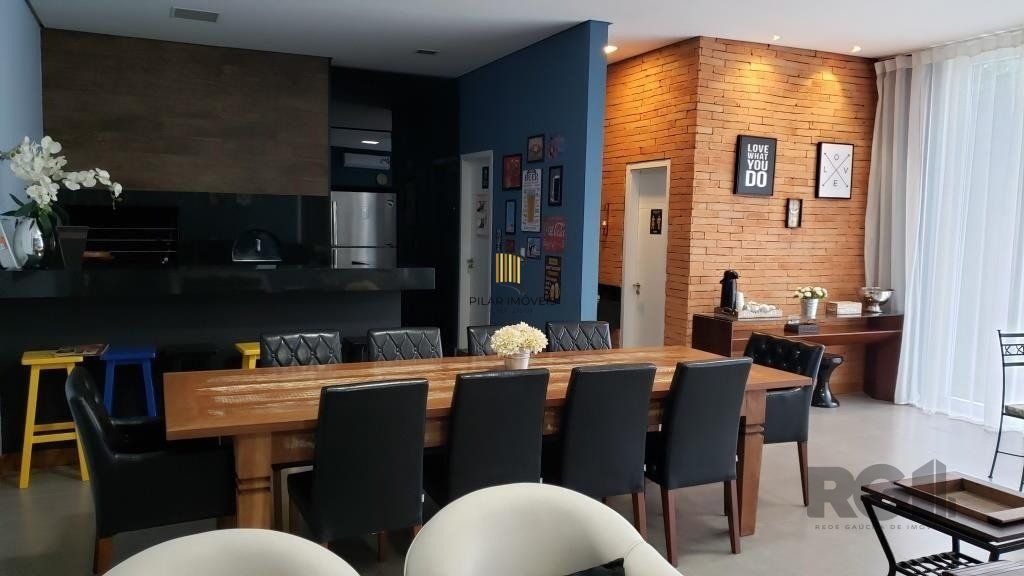 Casa 3 dormitórios no bairro Teresópolis