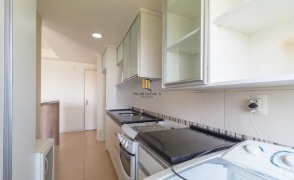 Apartamento | Bairro Cristal | 2 dormitórios | Suíte |  Semi mobiliado |  1 vaga escriturada