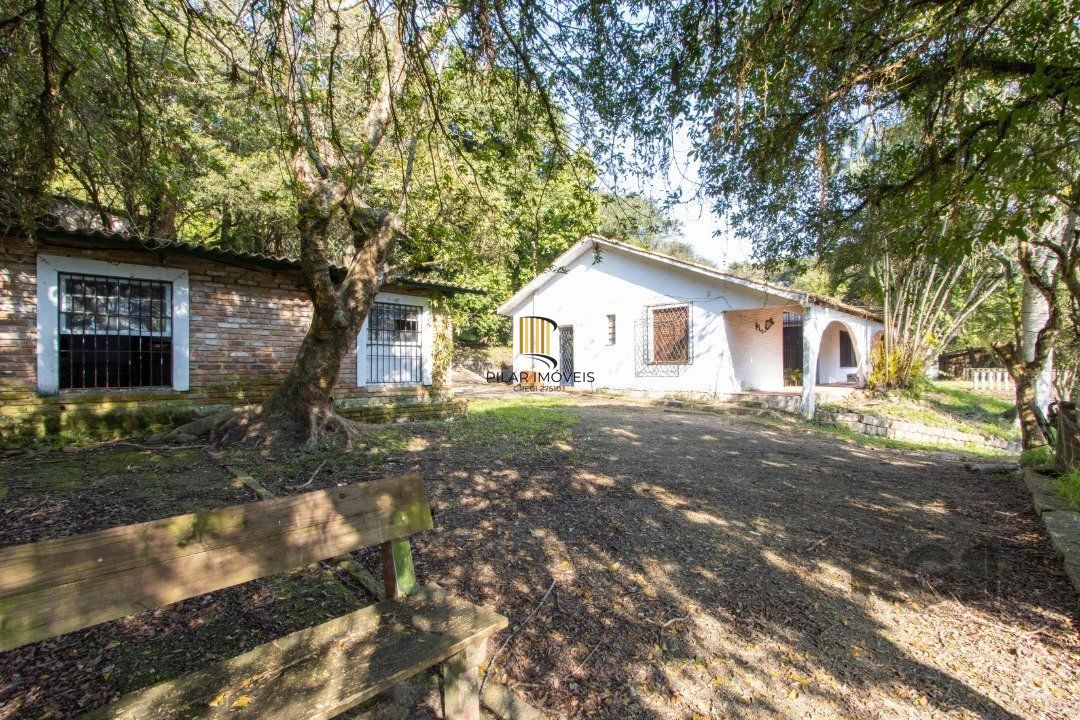 Casa 3 dormitórios no bairro Belém Novo