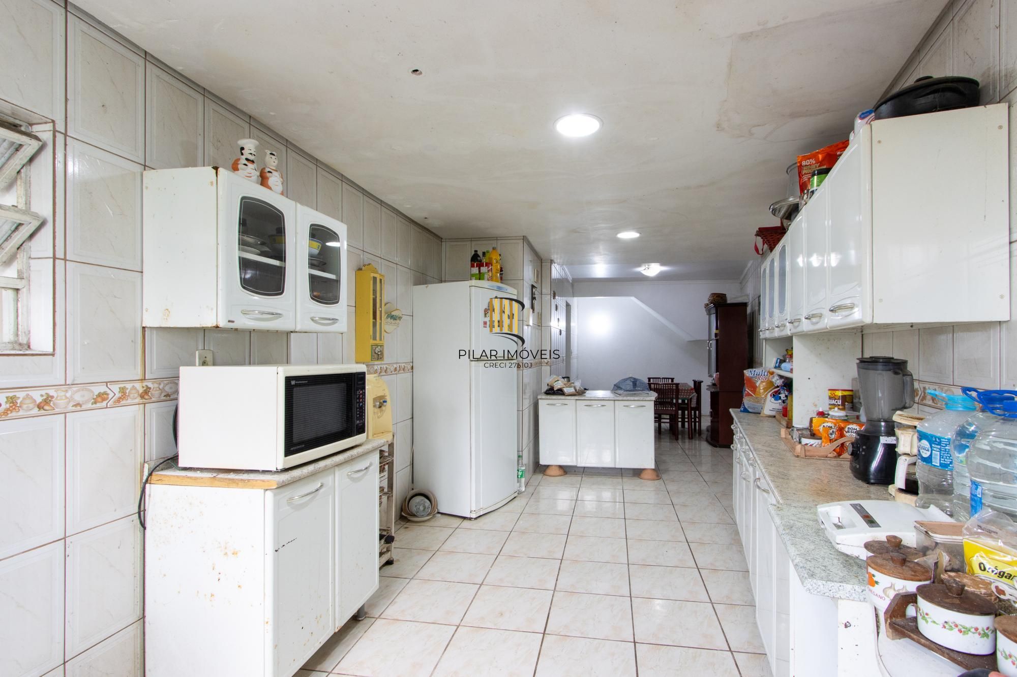 Casa para Venda - 385m², 4 dormitórios, sendo 3 suites, 2 vagas - Belém Velho