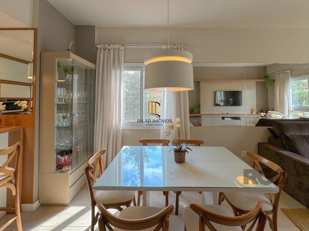 Apartamento 2 dormitórios no bairro Floresta