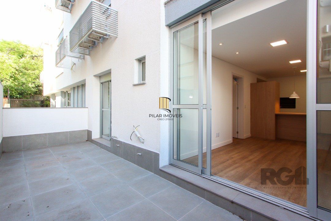 Apartamento em Porto Alegre no Bairro Petrópolis, de 1 quarto, GARDEN , semi mobiliado