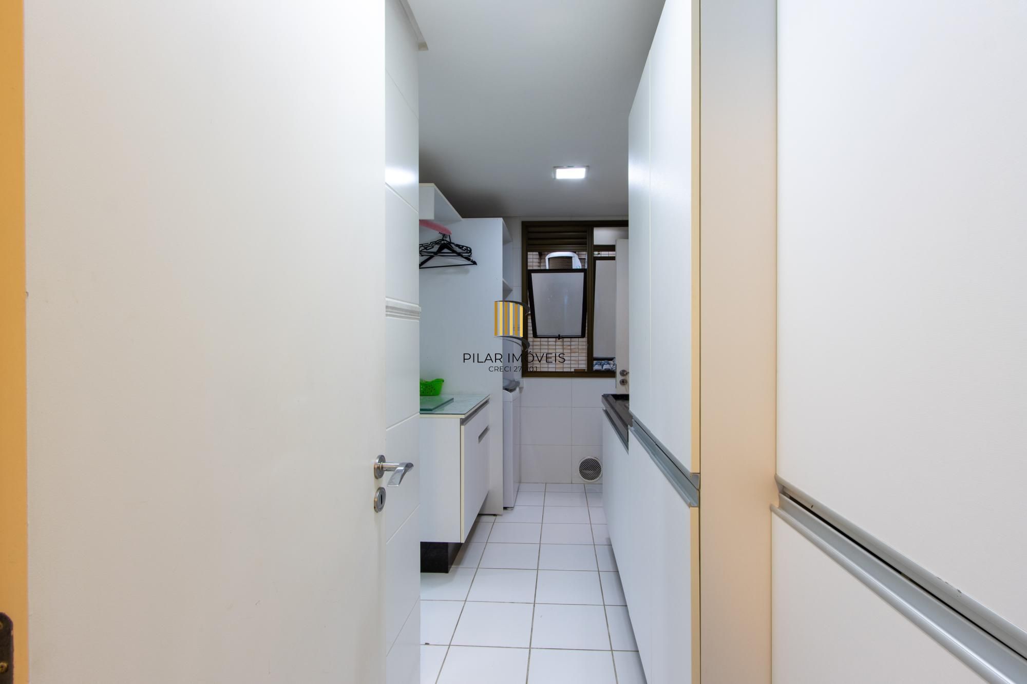 EXCELENTE APARTAMENTO COM VISTA LIVRE PARA O GUAÍBA!!