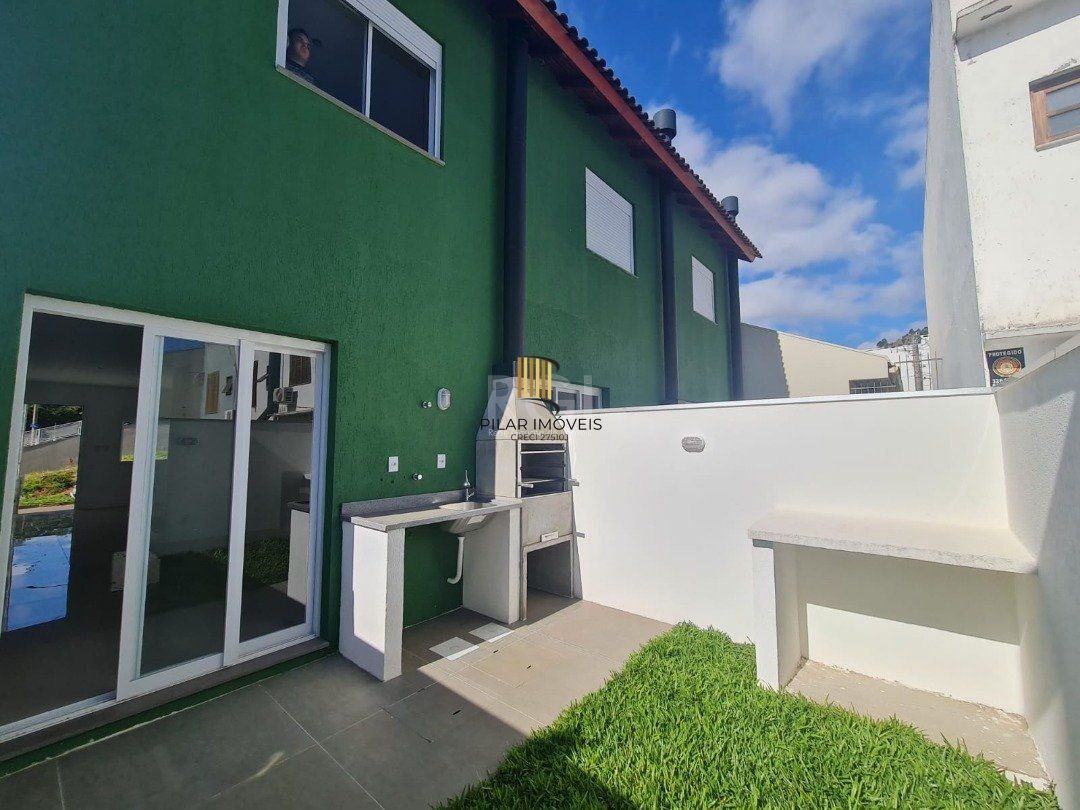 Casa para Venda - 74.67m², 2 dormitórios, sendo 1 suites, 1 vaga - Guarujá/ Portal do Guarujá - Pilar Imóveis