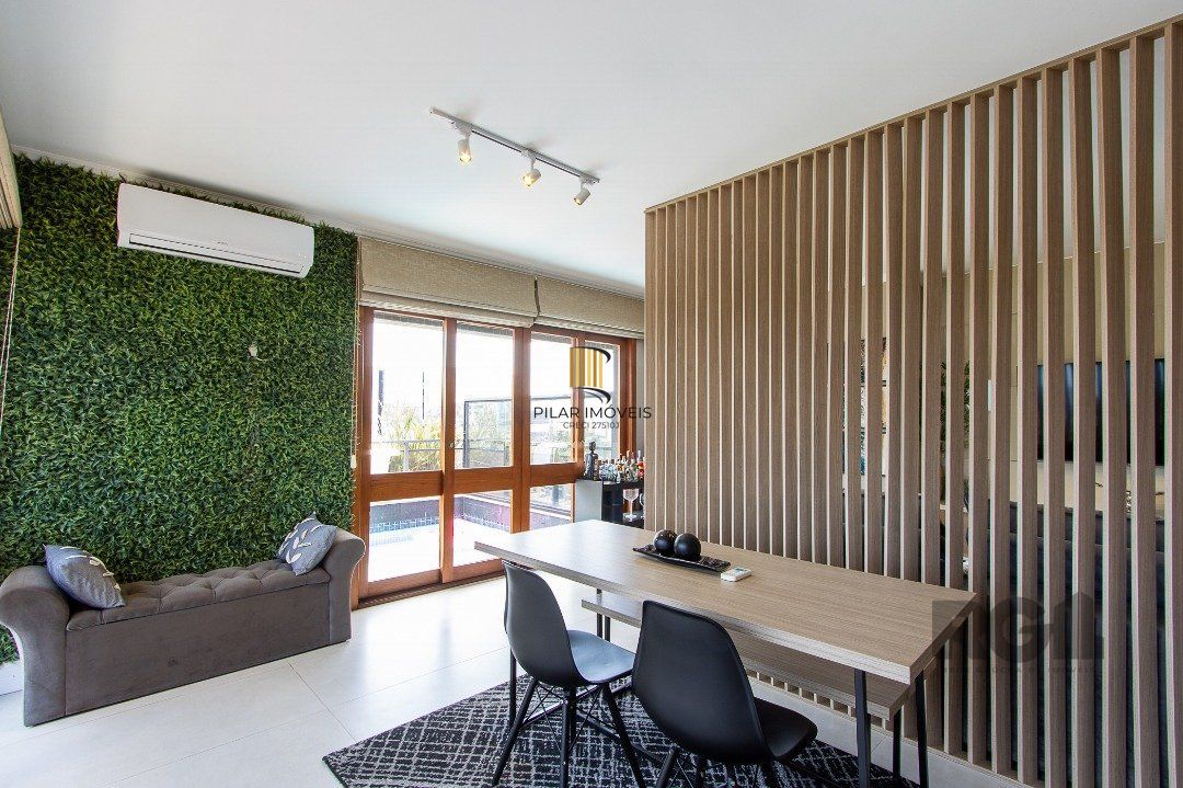 Cobertura para Venda - 209m², 3 dormitórios, sendo 1 suites, 2 vagas - Bela Vista