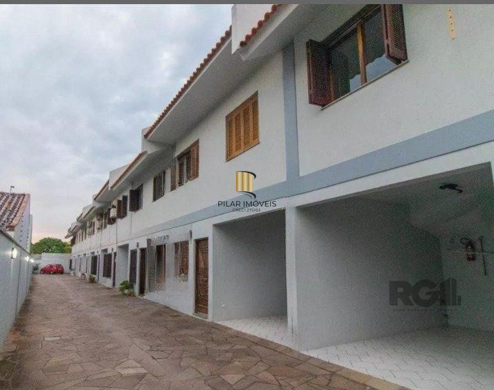 Casa de Condomínio 3 dormitórios no bairro Vila Nova