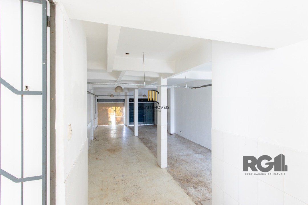 Loja para venda no bairro São João, com 160,50 m², 02 banheiros