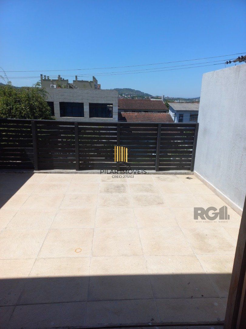 Casa para Venda - 254.27m², 3 dormitórios, 2 vagas - Vila Nova
