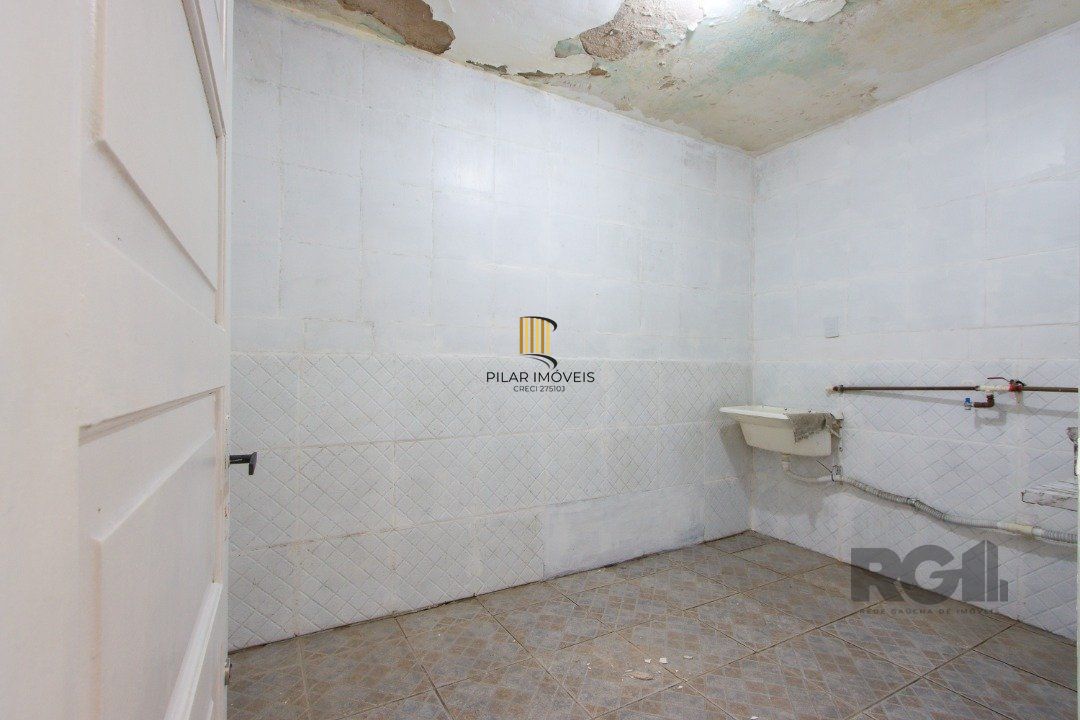Loja com 129m² privativos