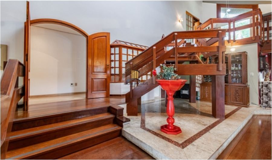 Casa em Condomínio à venda com 5 dormitórios, 565m² e 4 vagas no Condominio Jardim do Sol, Zona Sul de Porto Alegre