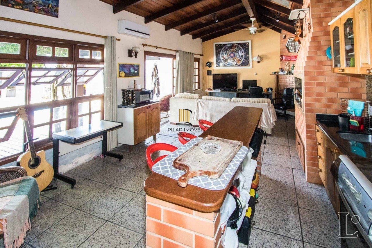 Casa para Venda - 238.68m², 4 dormitórios, sendo 1 suites, 4 vagas - Ipanema
