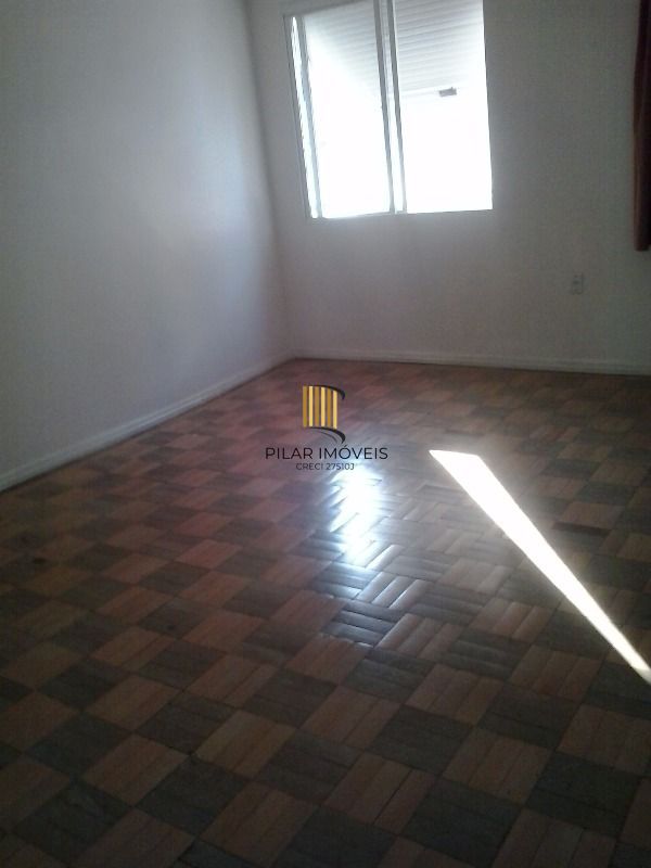 Casa para Venda - 250m², 5 dormitórios, 6 vagas - Menino Deus