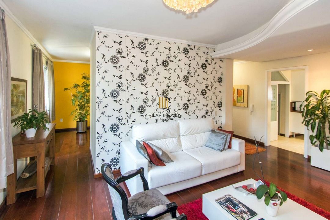 Casa para Venda - 393.58m², 4 dormitórios, sendo 2 suites, 6 vagas - Vila Assunção
