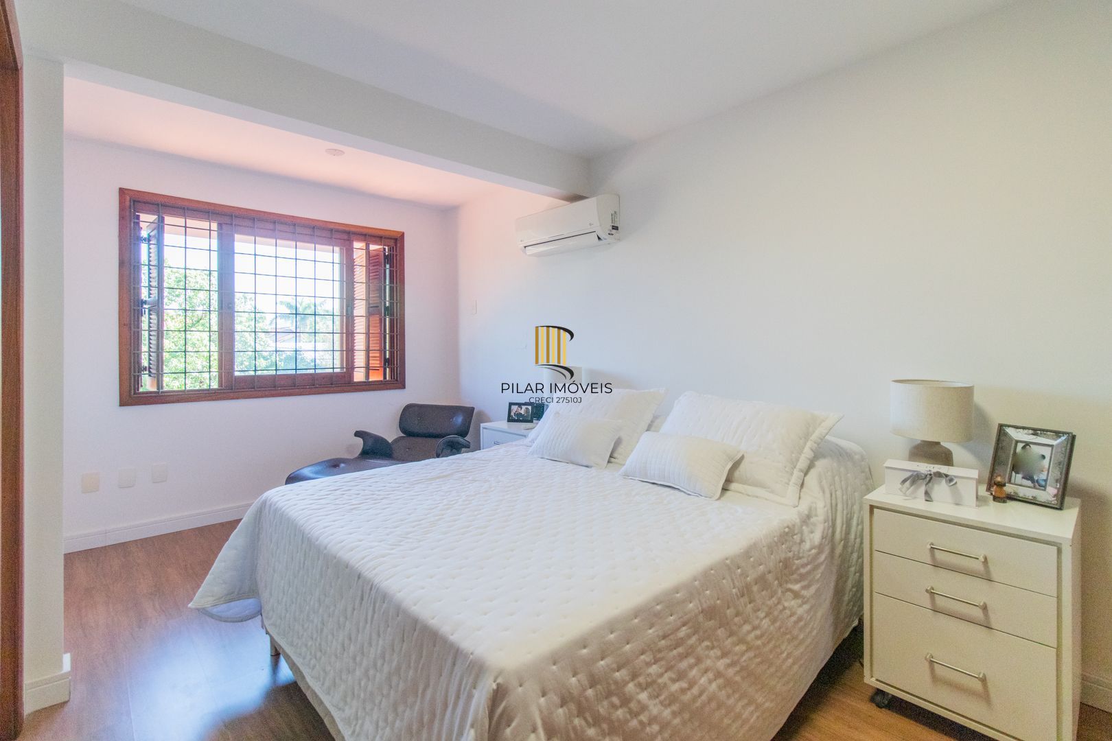 Casa para Venda - 410m², 3 dormitórios, sendo 3 suites, 2 vagas - Ipanema