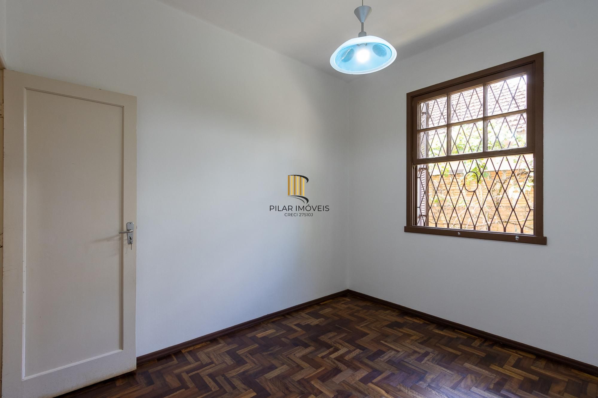 CASA 2 DORMITÓRIOS  NO SANTA TEREZA