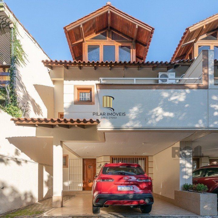 Casa de Condomínio 3 dormitórios no bairro Tristeza
