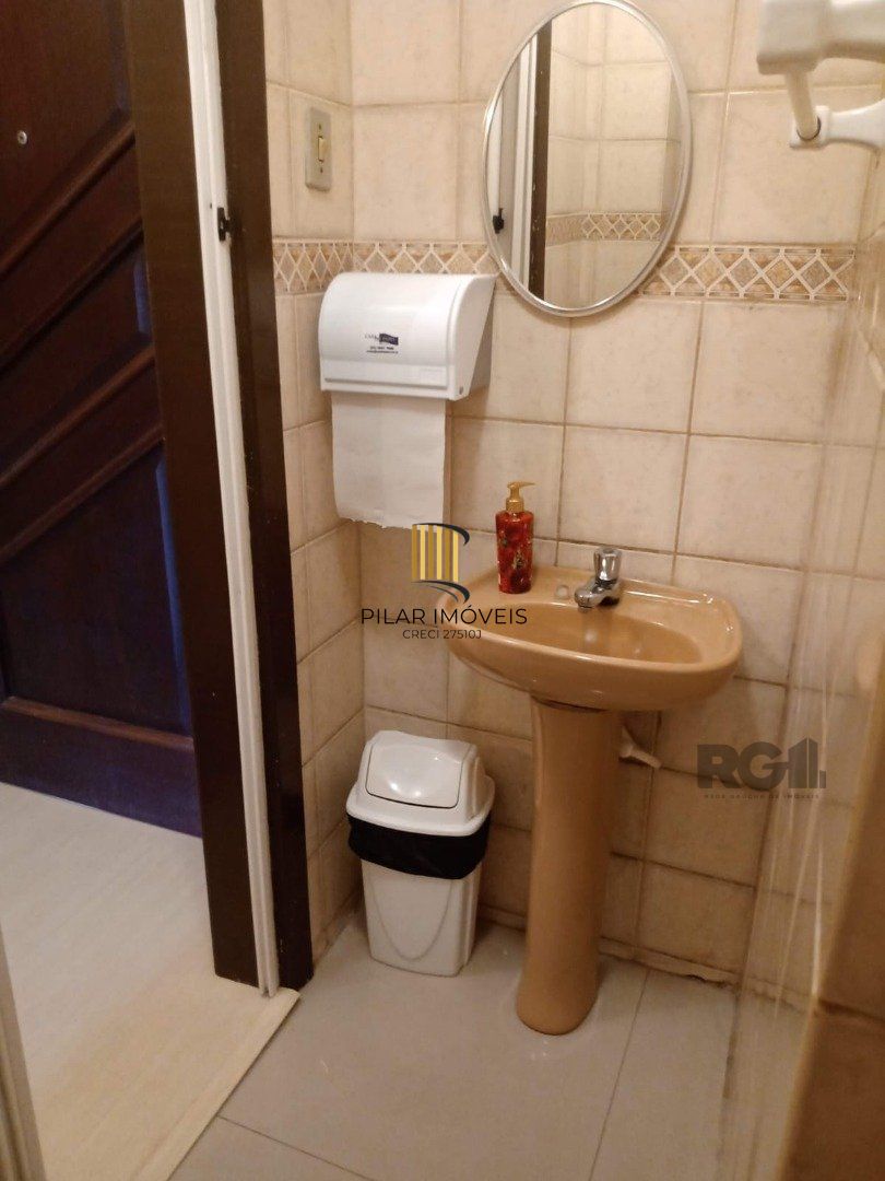 Excelente sala comercial toda reformada em ótima localização