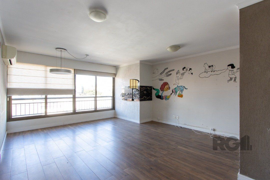 Apartamento de 3 dormitórios, sendo 1 suíte, 1 vaga de garagem, infra completa no bairro Tristeza