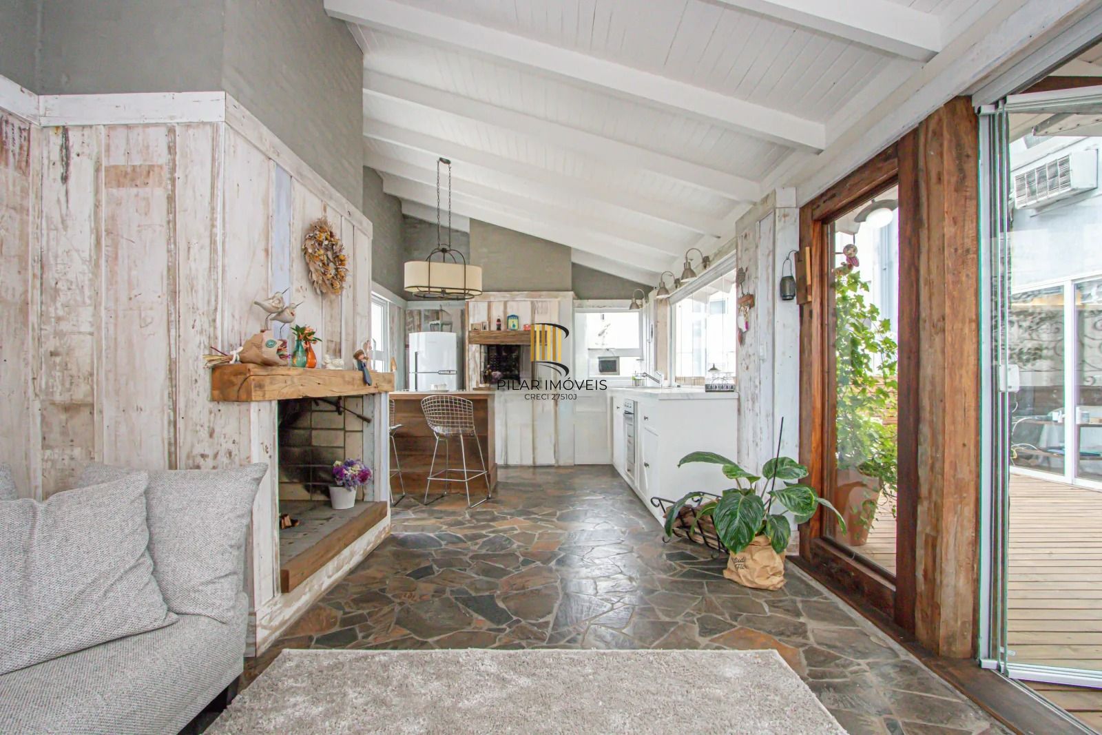 Apartamento garden 2 dormitórios 1 suíte no bairro Moinhos de Vento