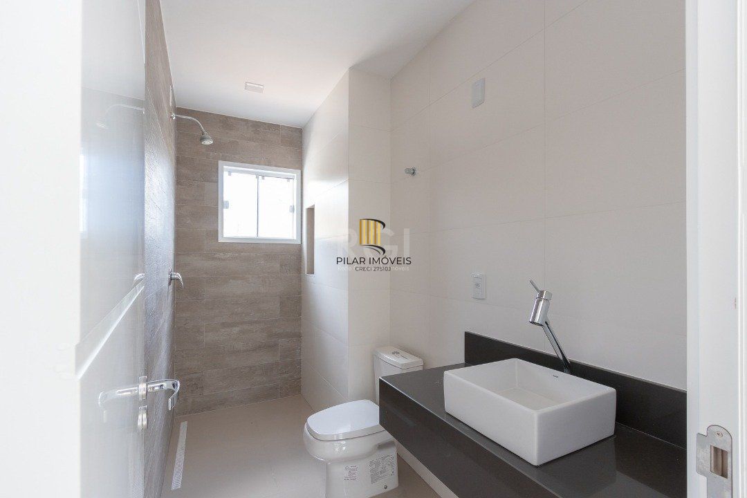 Casa Condominio para Venda - 219m², 3 dormitórios, sendo 1 suites, 2 vagas - Vila Nova