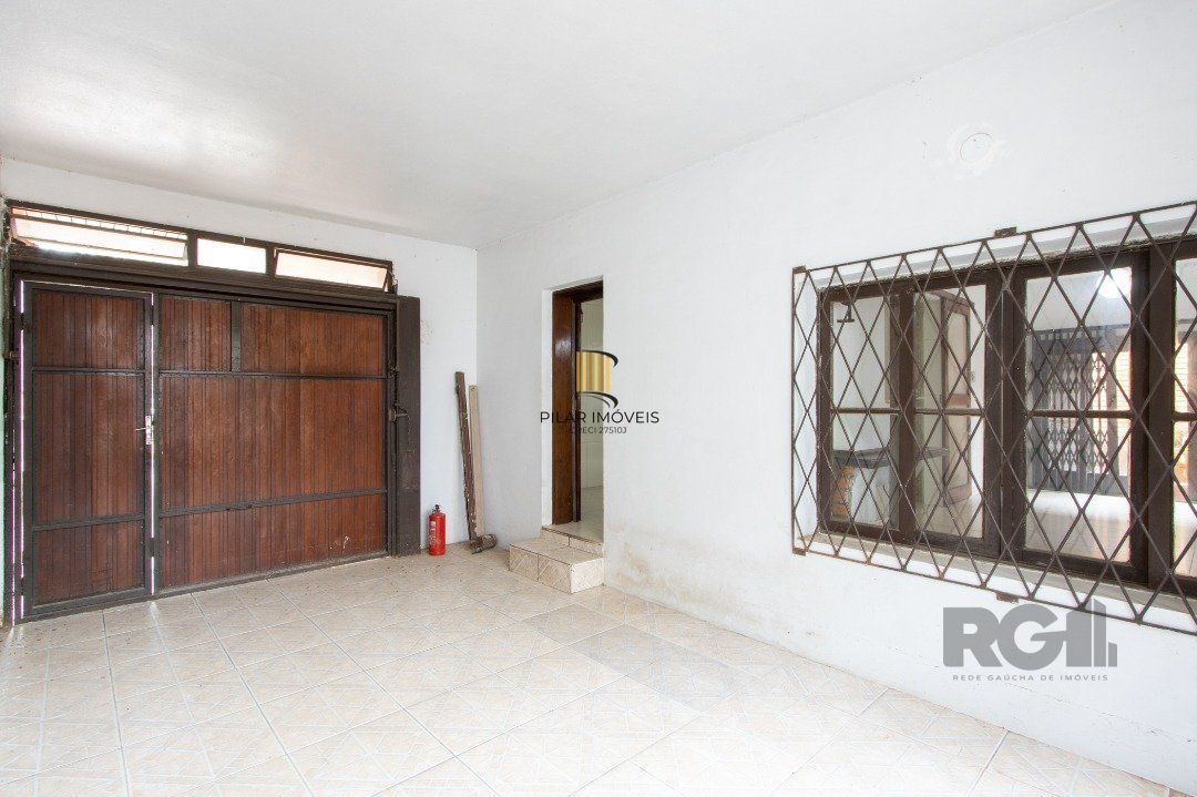 Casa para Venda - 205.5m², 3 dormitórios, sendo 2 suites, 3 vagas - Vila Nova