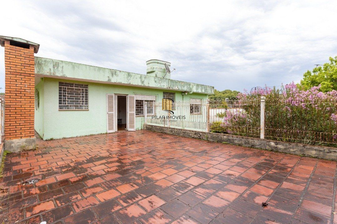 Casa 4 Dormitório(s) Bairro Medianeira