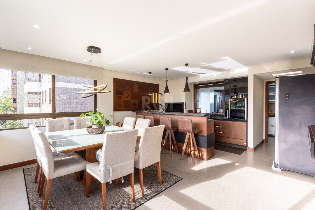 Cobertura para Venda - 444.3m², 3 dormitórios, sendo 1 suites, 4 vagas - Tristeza