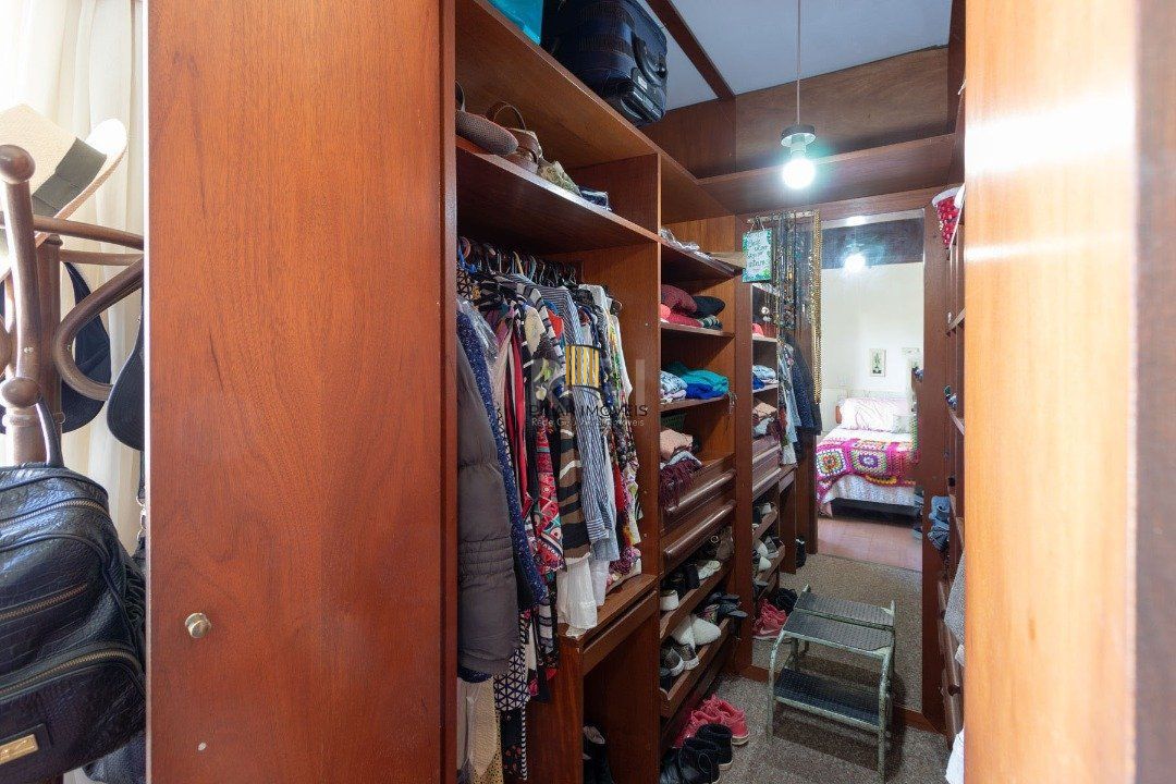 Apartamento para Venda - 139.1m², 3 dormitórios, sendo 1 suites, 2 vagas - Tristeza