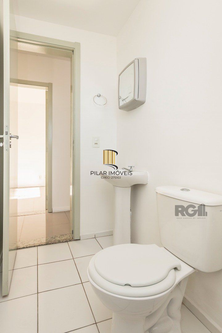 Apartamento  com 2 quartos e 1 banheiro no total