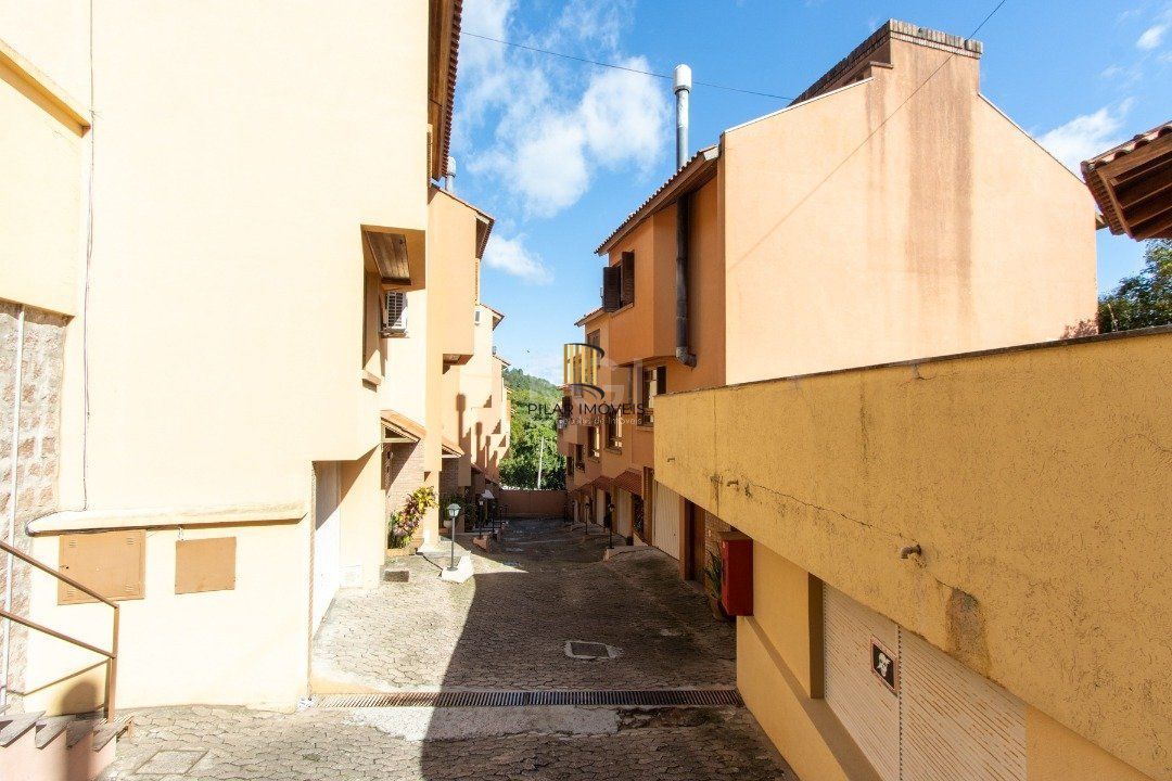 Casa de Condomínio 3 dormitórios no bairro Espírito Santo