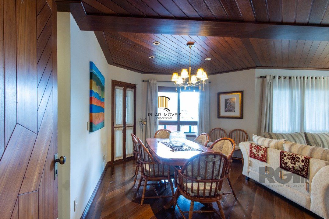 Apartamento 4 dormitórios no bairro Petrópolis